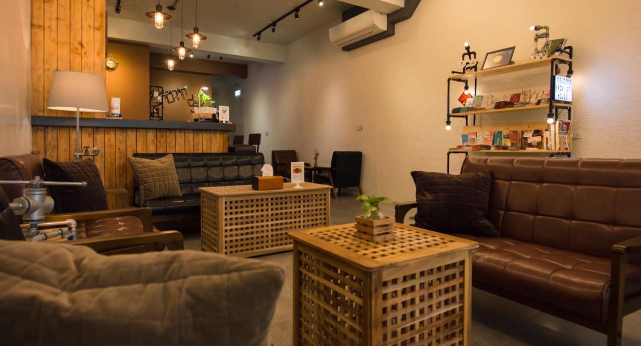 타이난 Iron St. House 아파트 외부 사진