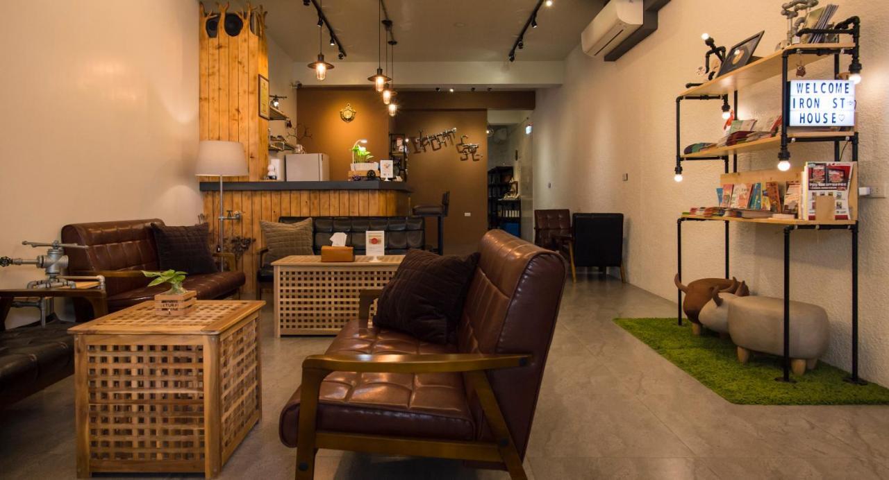 타이난 Iron St. House 아파트 외부 사진